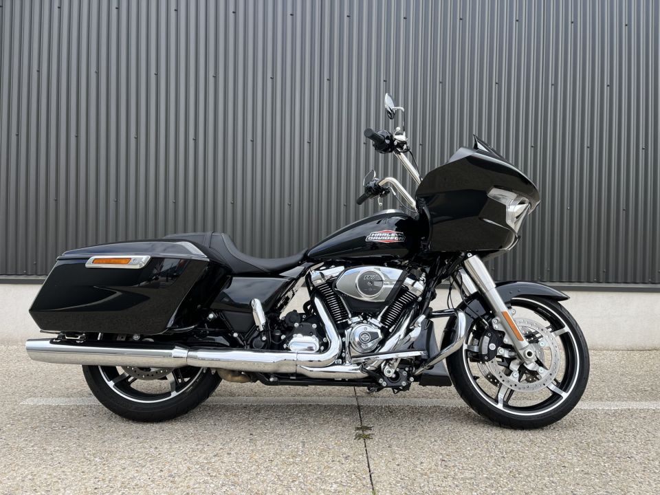 HARLEY-DAVIDSON TOURING ROAD GLIDE 1923 4