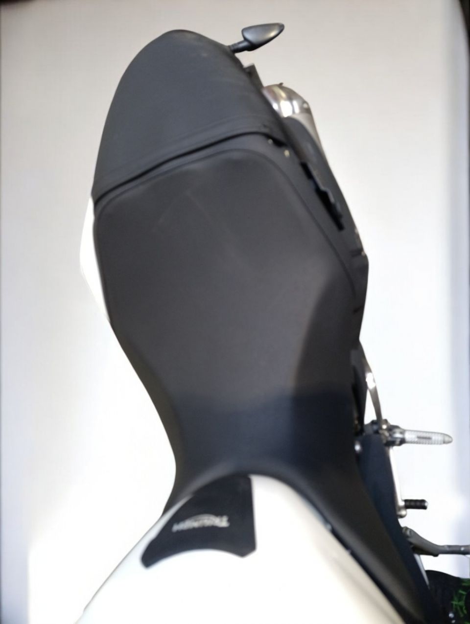 TRIUMPH SPEED TRIPLE 1050 4