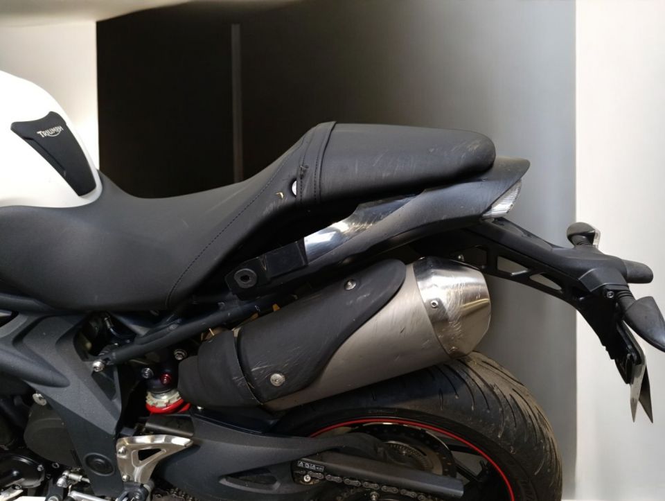 TRIUMPH SPEED TRIPLE 1050 4