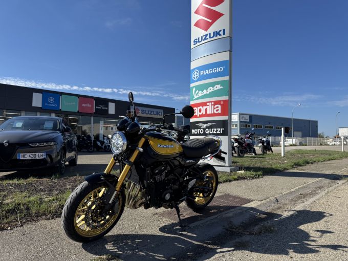 KAWASAKI Z 900 RS SE 4