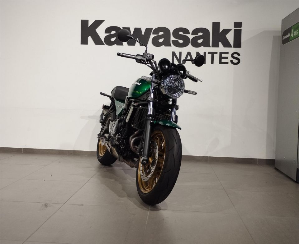 KAWASAKI Z650RS 4