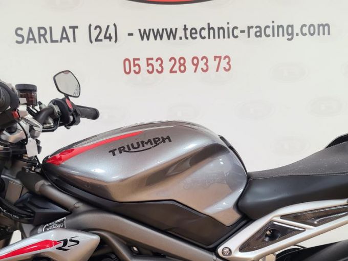 TRIUMPH STREET TRIPLE 765 RS 4