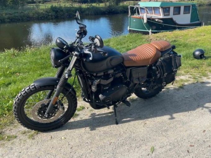 TRIUMPH SCRAMBLER 900 4