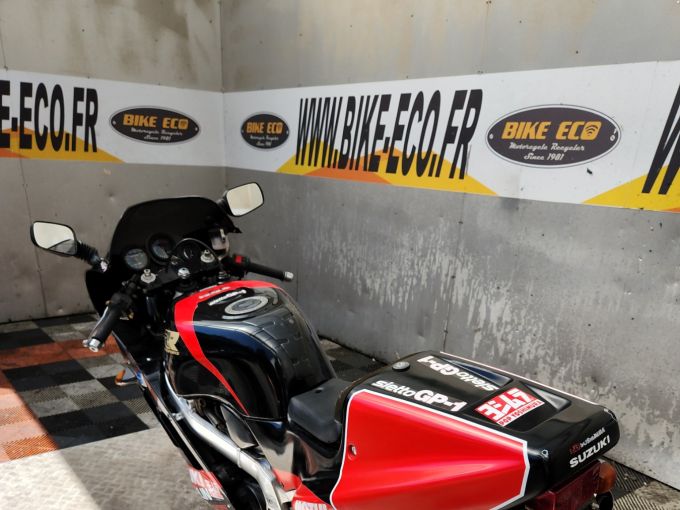 SUZUKI GSX-R 400 SP 1989 4