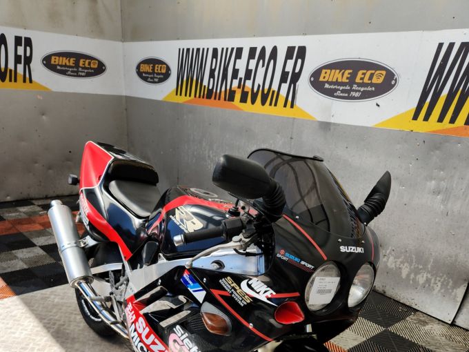 SUZUKI GSX-R 400 SP 1989 4
