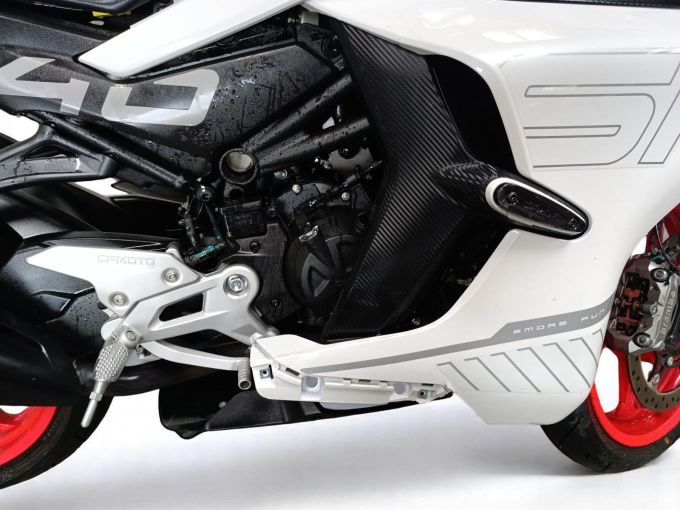 CF MOTO SR 450 4