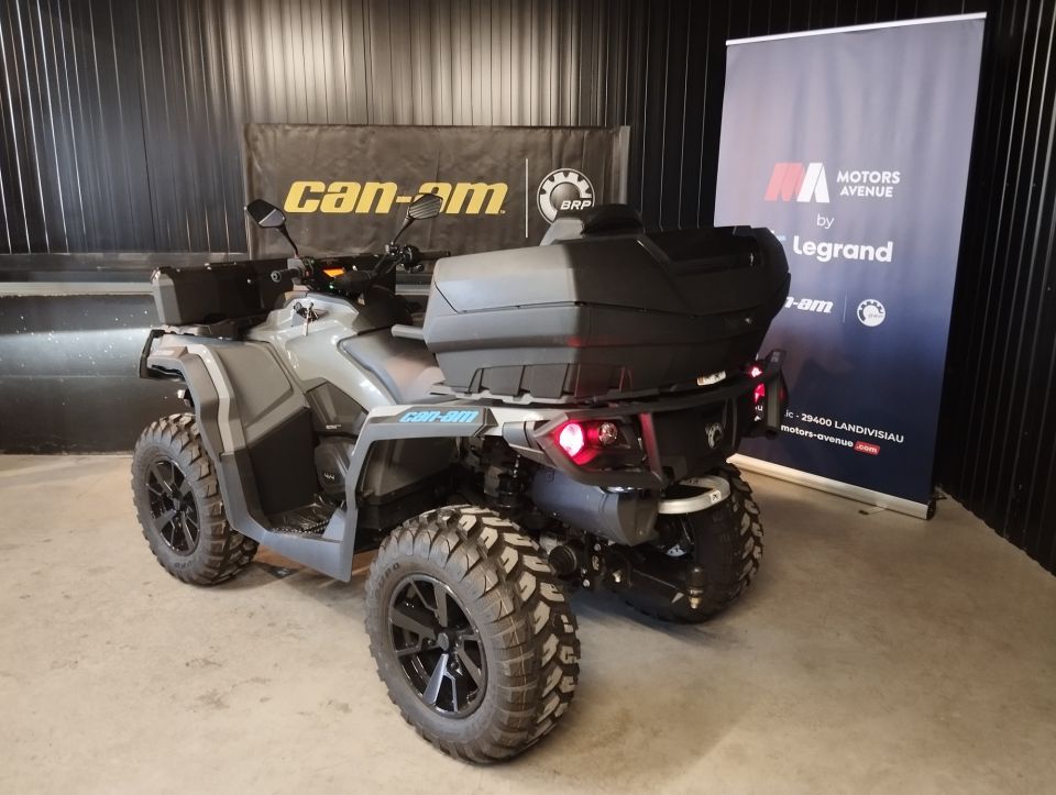 CAN-AM OUTLAN1000MAXT3 4