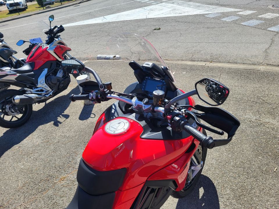DUCATI MULTISTRADA V2S 4
