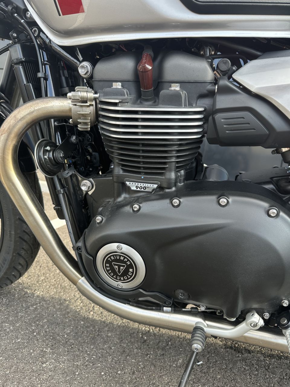 TRIUMPH SPEED TWIN 900 4