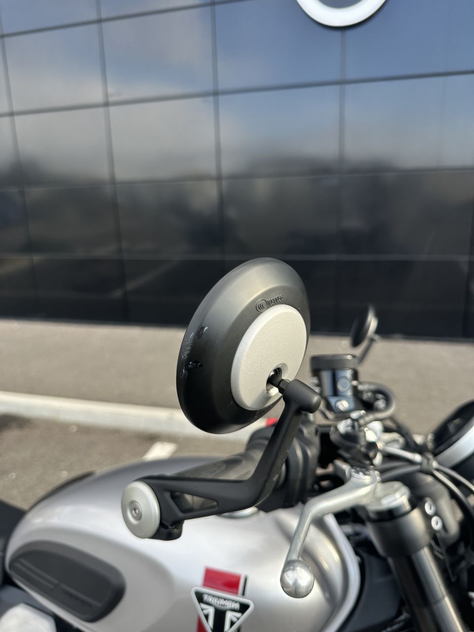 TRIUMPH SPEED TWIN 900 4