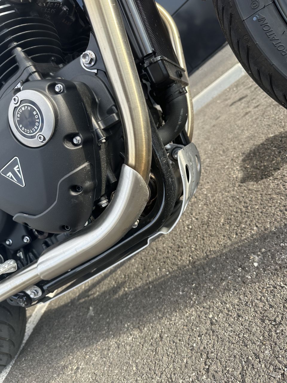 TRIUMPH SPEED TWIN 900 4