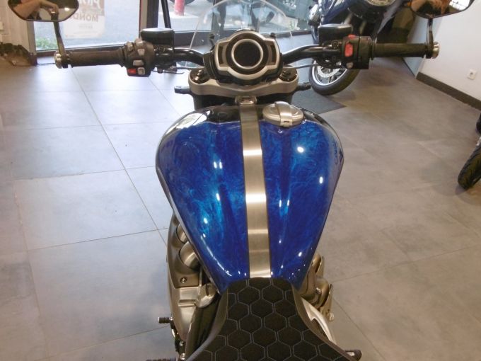 TRIUMPH ROCKET 3 R 4