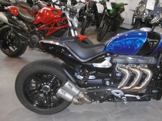 TRIUMPH ROCKET 3 R 4