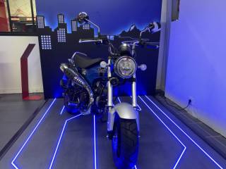 HONDA DAX 125 - 2025