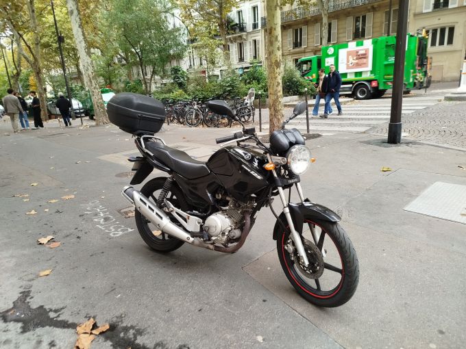 YAMAHA YBR 125 4