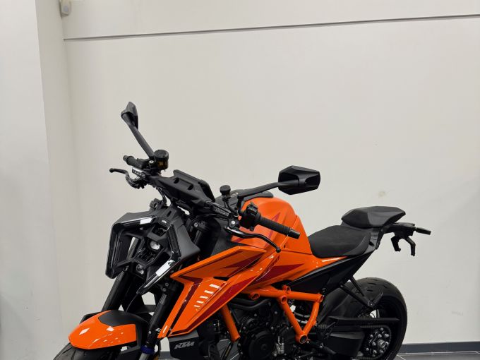 KTM 1390 SUPER DUKE R EVO 4