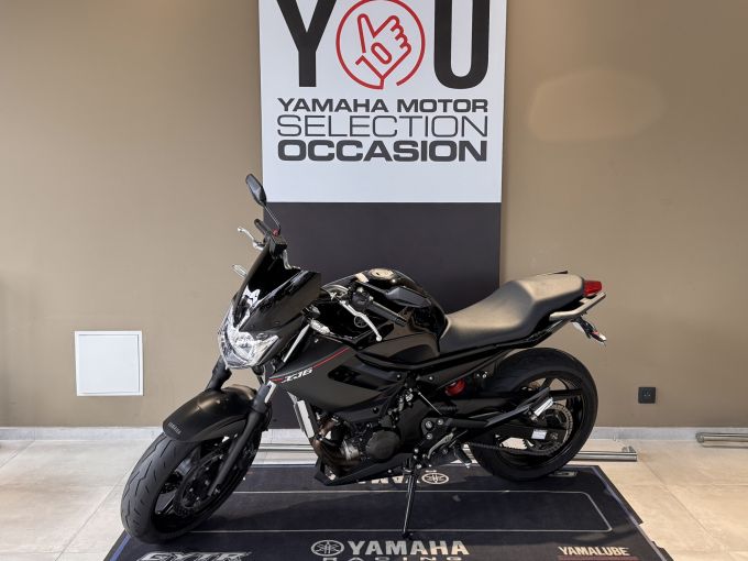 YAMAHA XJ6-N 4
