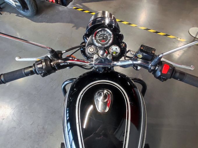 ROYAL ENFIELD BULLET 500 4