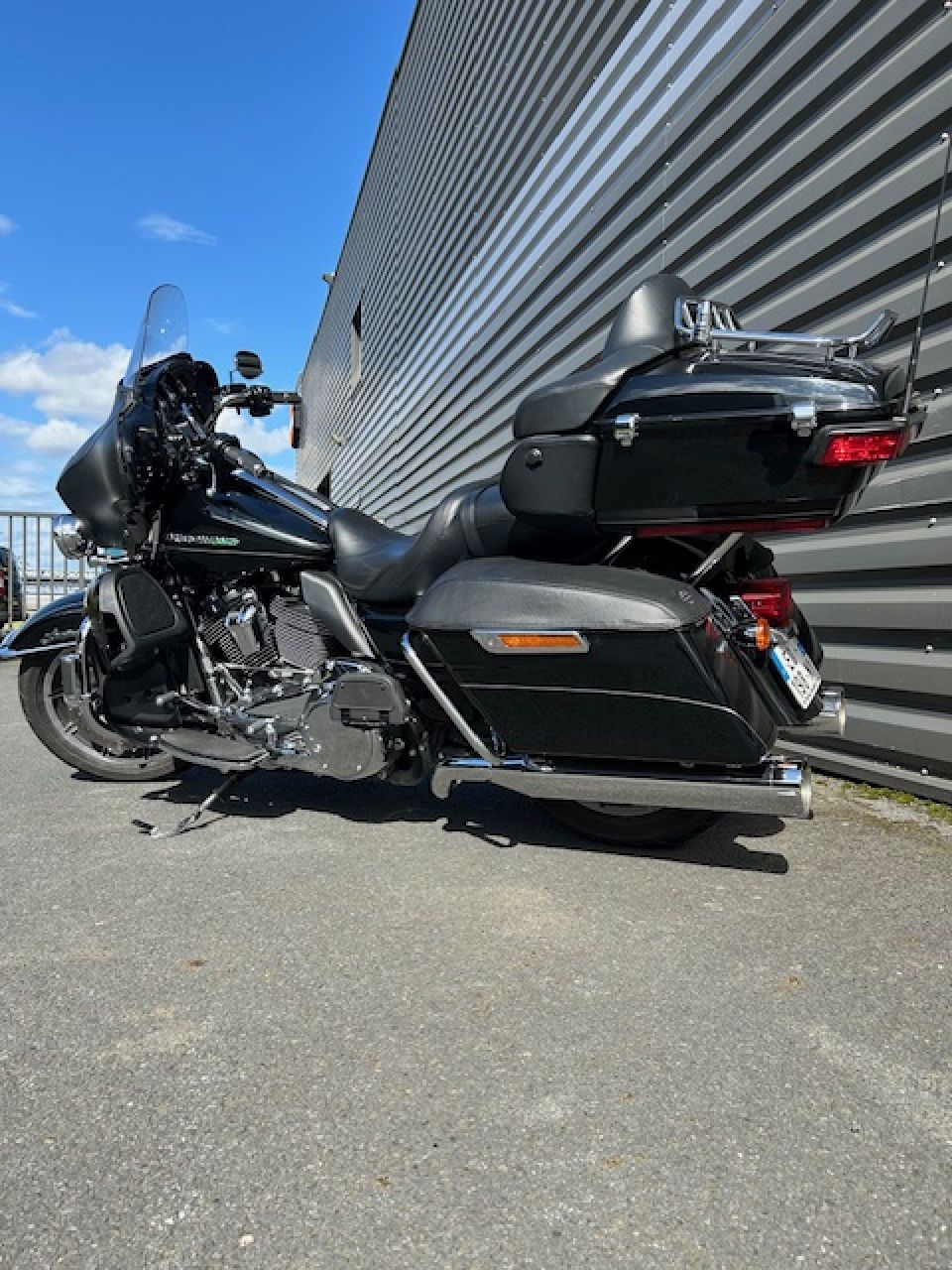 HARLEY-DAVIDSON TOURING ULTRA LIMITED 1700 4