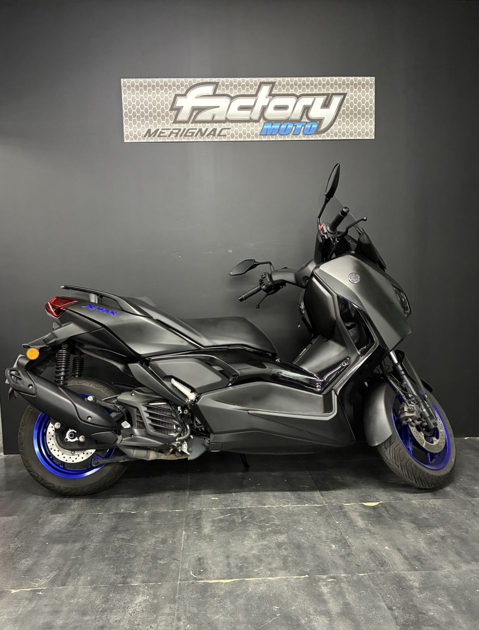 YAMAHA X-MAX 125 TECH MAX 4