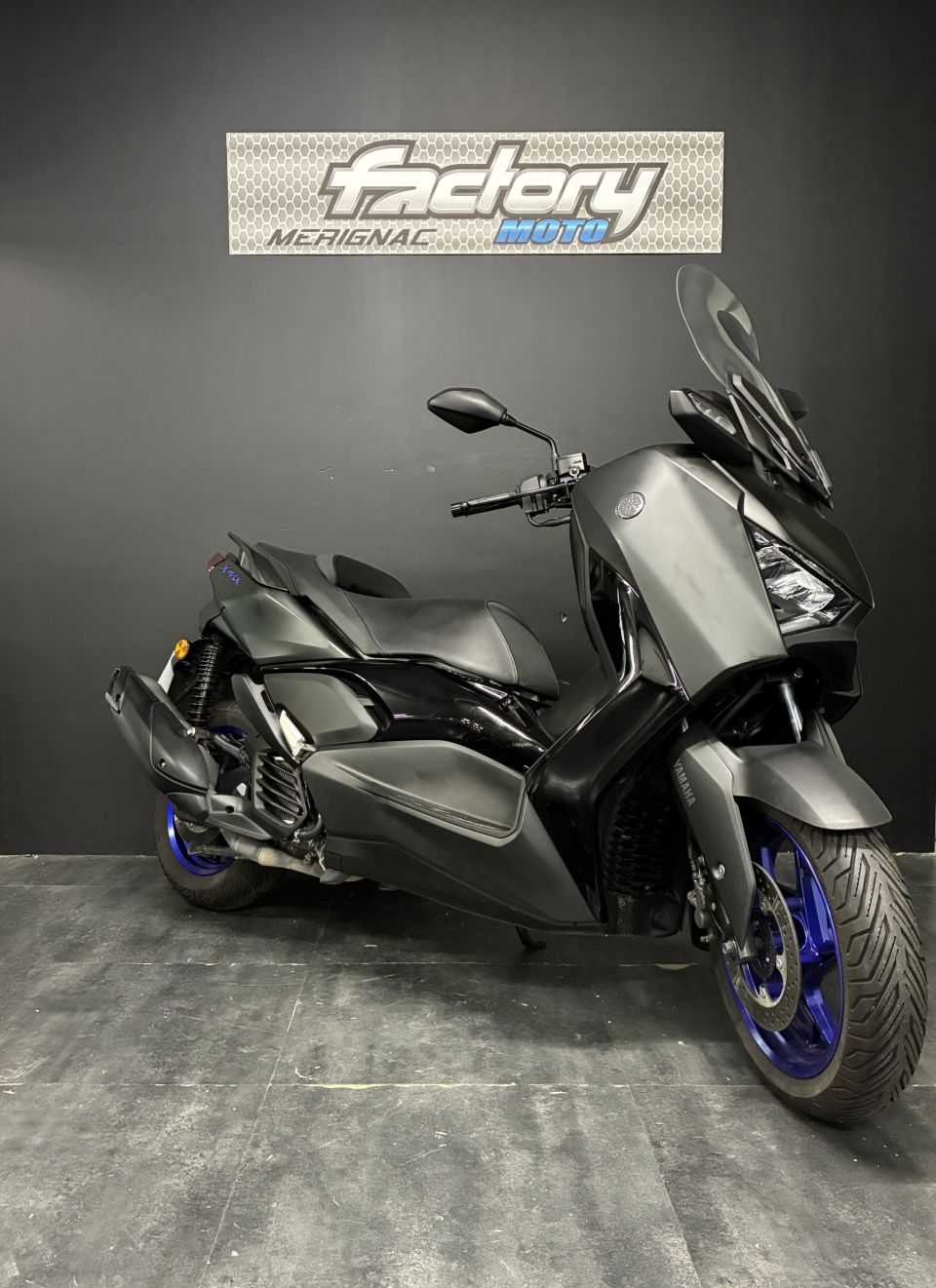 YAMAHA X-MAX 125 TECH MAX 4