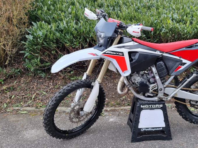FANTIC xe 125 4