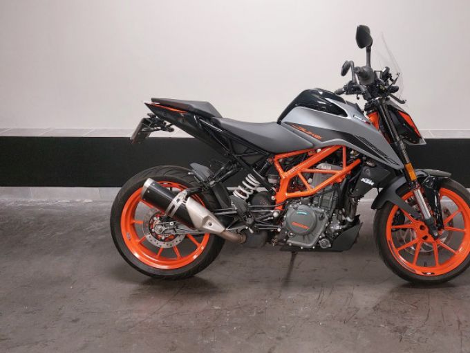 KTM 390DUKEC3 4
