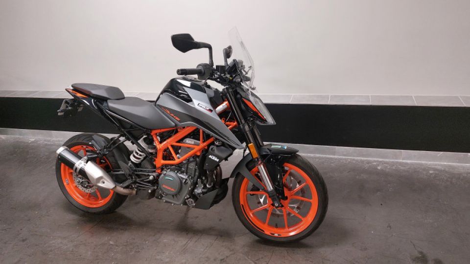 KTM 390DUKEC3 4