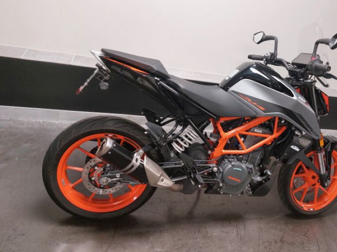KTM 390DUKEC3 4