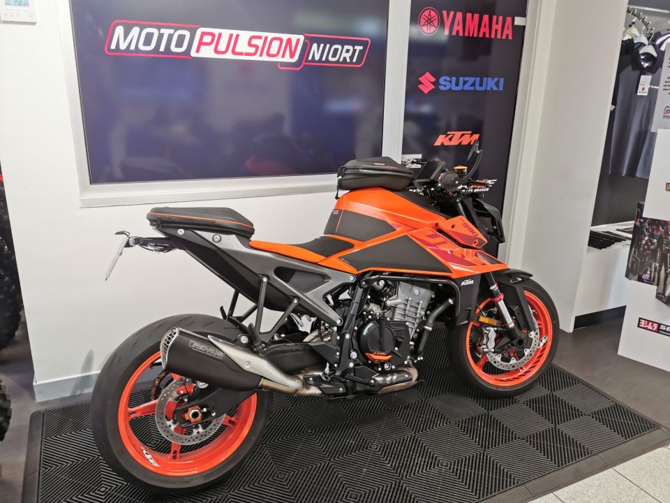 KTM 990 DUKE 4