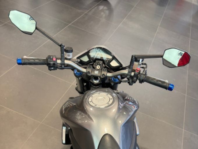 HONDA CB1000R 4