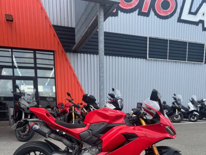 DUCATI PANIGALE V2 S 4