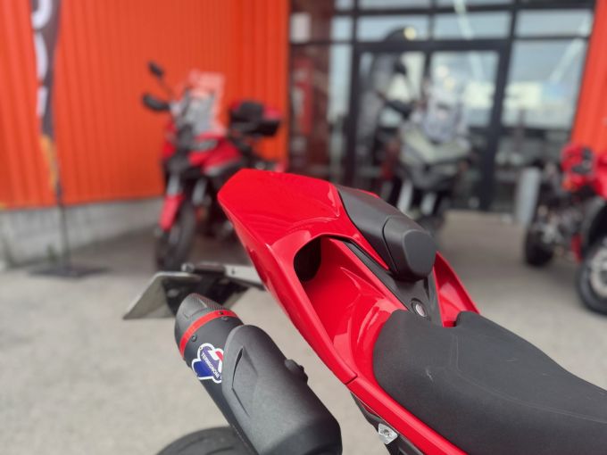 DUCATI PANIGALE V2 S 4