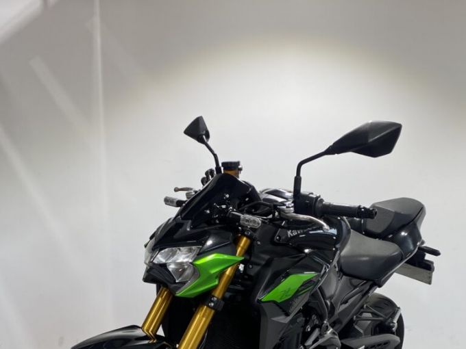KAWASAKI Z900 SE 4