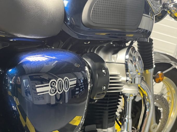 KAWASAKI W 800 4