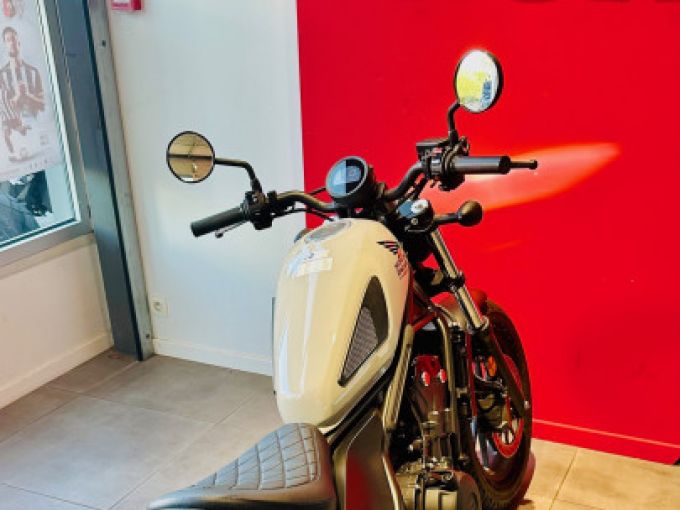HONDA CMX 500 REBEL 4