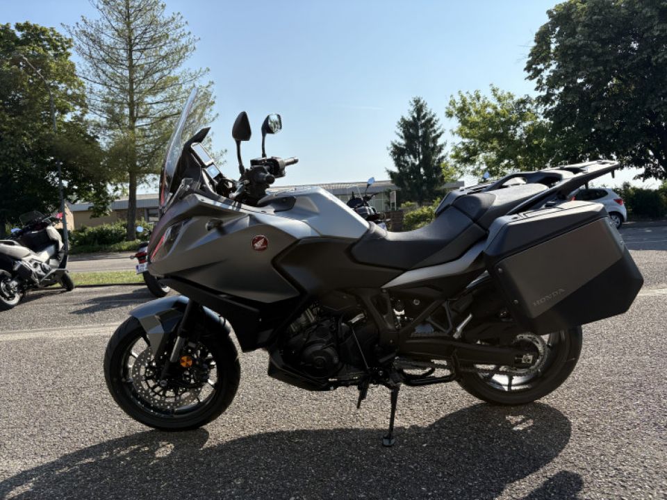 HONDA NT1100 4