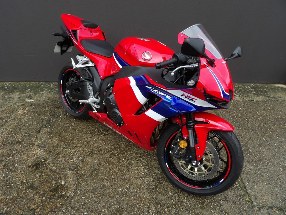 HONDA CBR 600 RR 4
