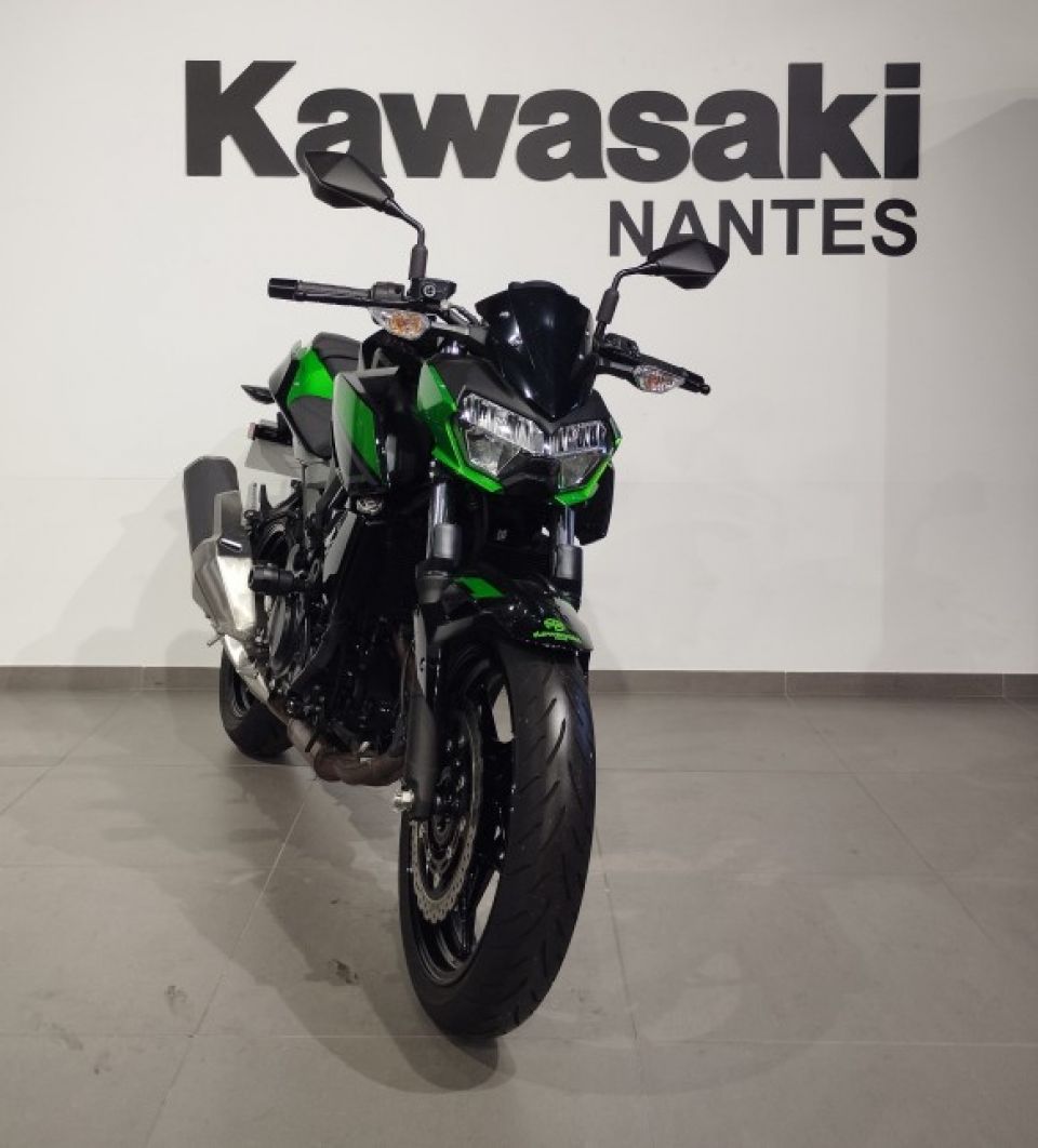 KAWASAKI Z400 4