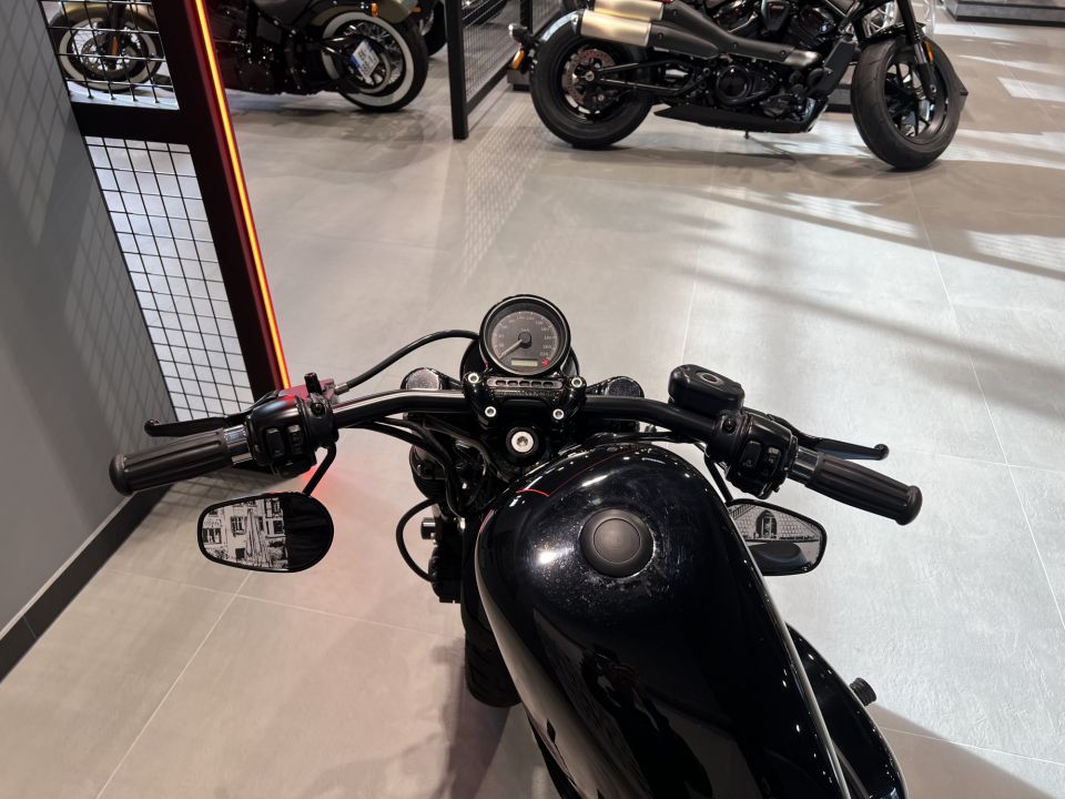 HARLEY-DAVIDSON SPORTSTER FORTY-EIGHT 1200 4