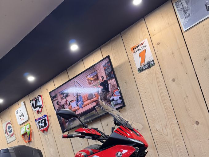 YAMAHA TRACER 7 35KW 4