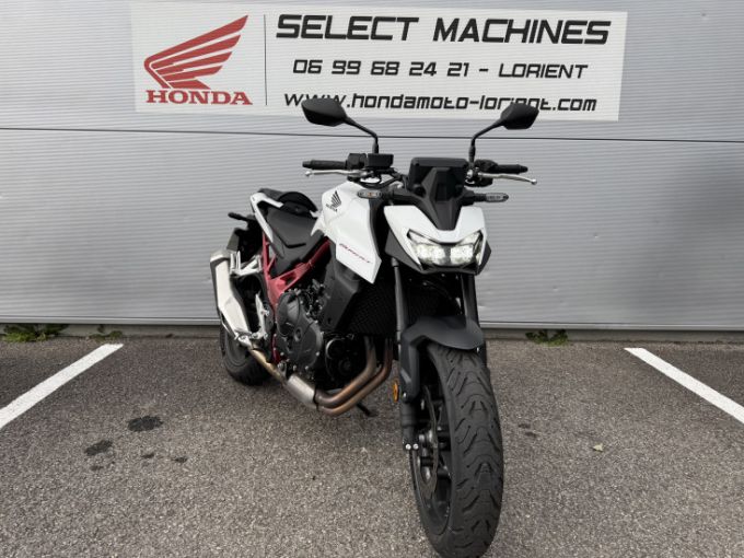 HONDA CB750 Hornet 35 kW 4