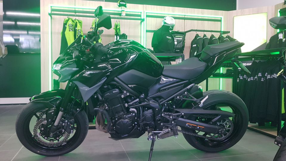 KAWASAKI Z 900 4