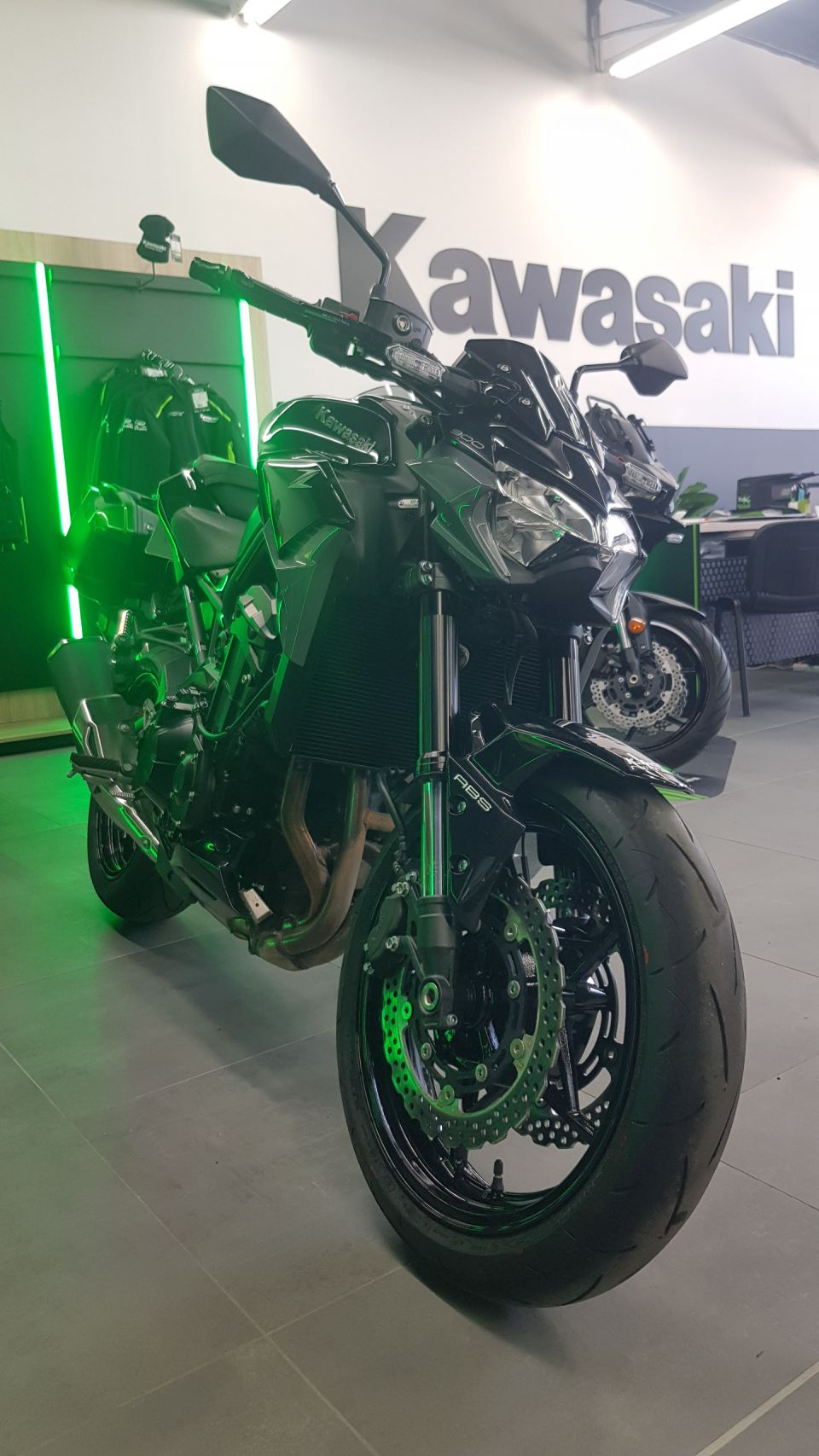 KAWASAKI Z 900 4