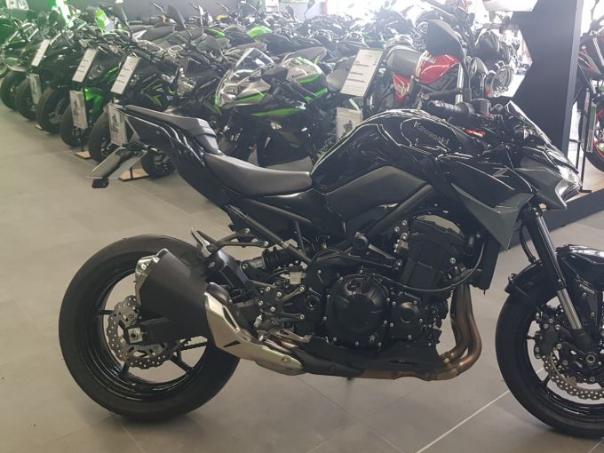 KAWASAKI Z 900 4