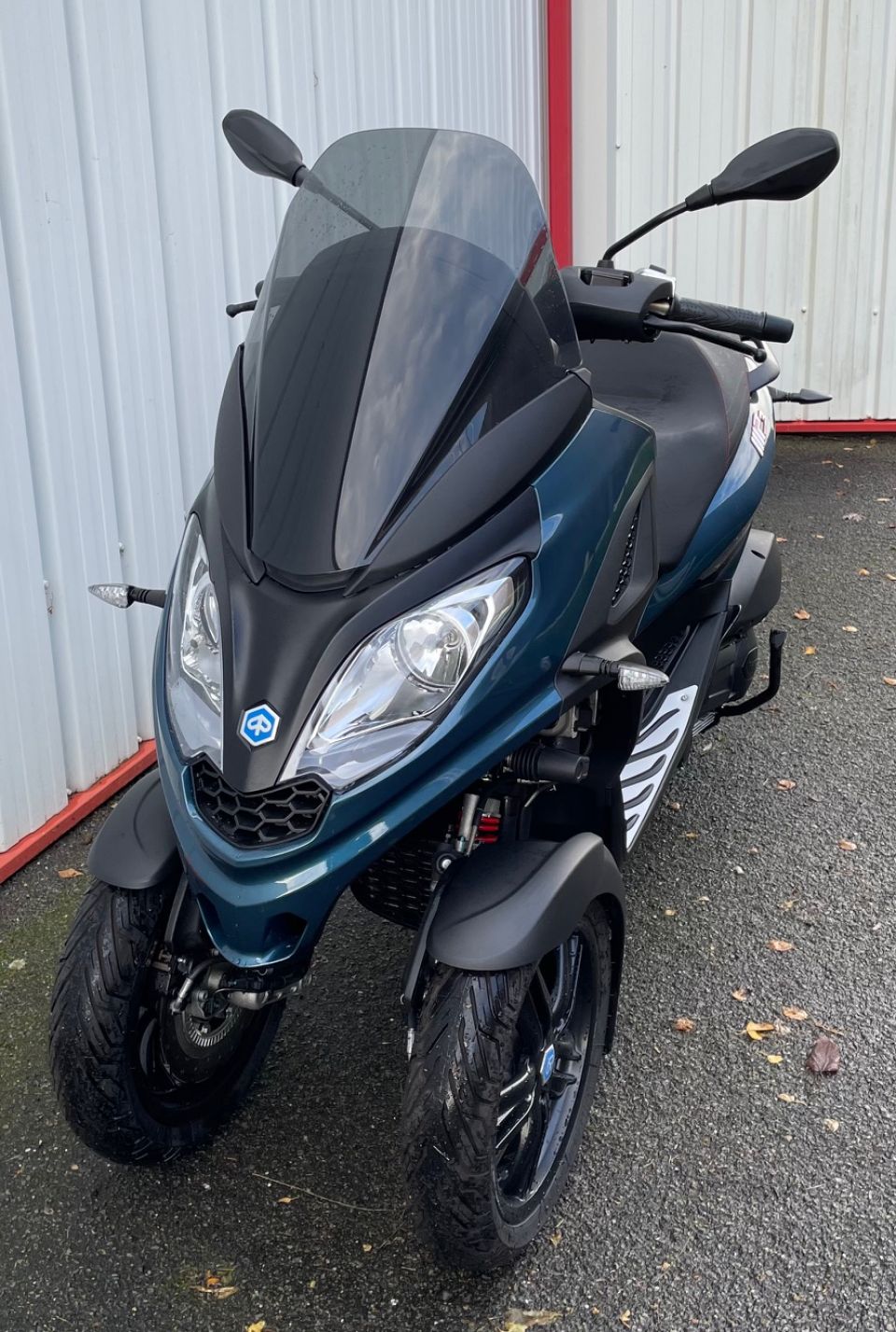 PIAGGIO MP3 300 HPE SPORT ABS ASR 4