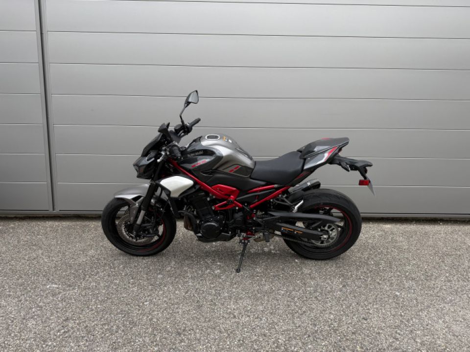 KAWASAKI Z 900 4