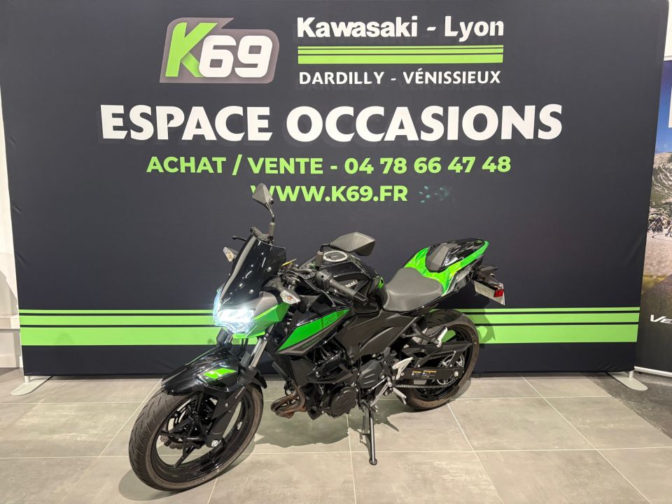 KAWASAKI Z 400 PERFORMANCE 4