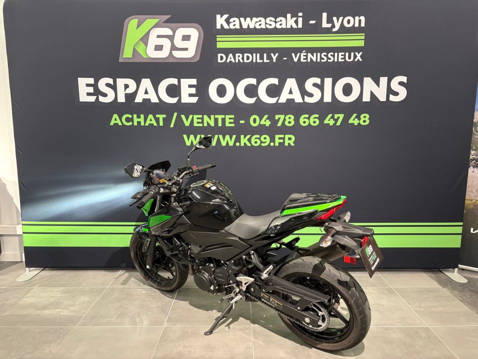 KAWASAKI Z 400 PERFORMANCE 4