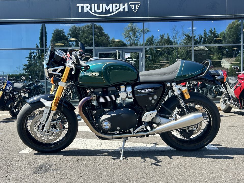 TRIUMPH THRUXTON 1200 RS 4